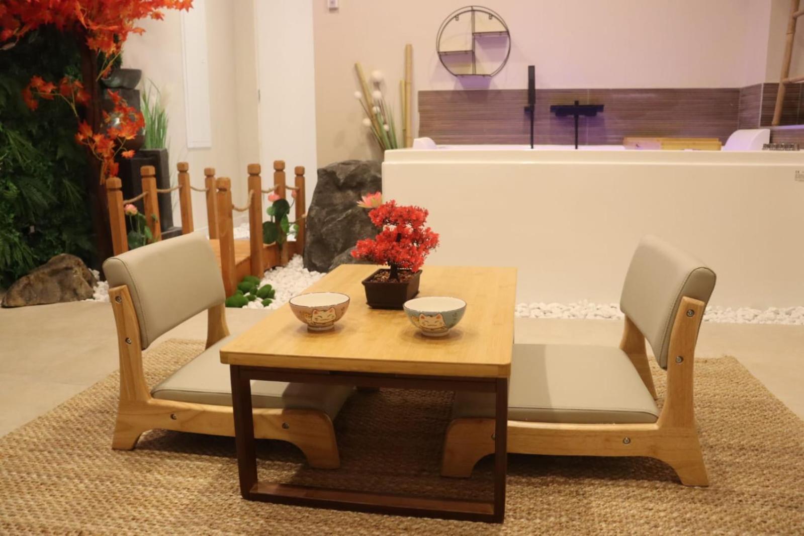 Loveroom Japon Avec Balneotherapie Tulon Zewnętrze zdjęcie
